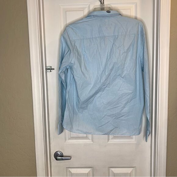 Van Heusen Light Stripe Button Down Shirt Size XL Slim Fit - Picture 4 of 10